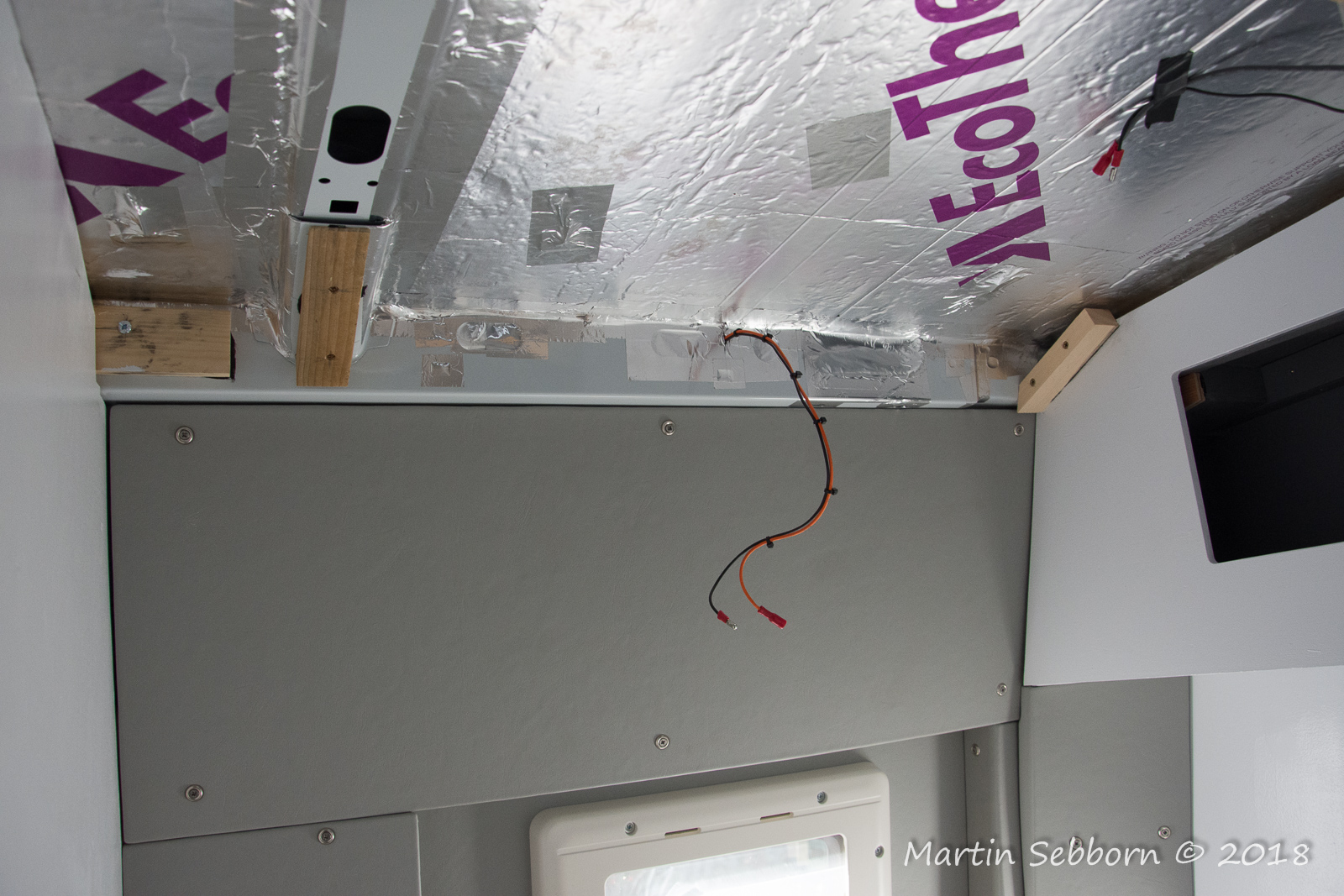 Washroom electrics