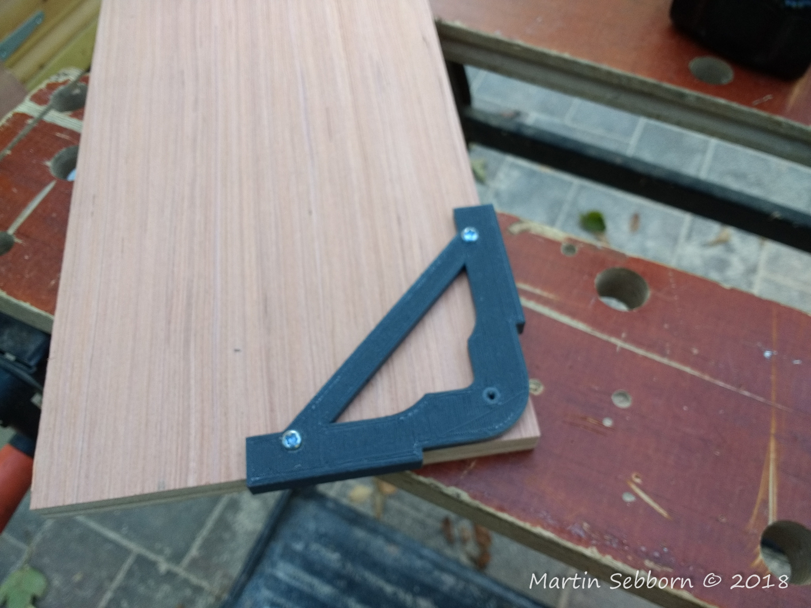 Corner jig